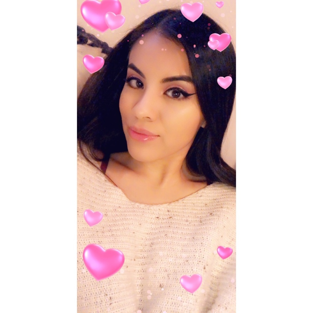 Meet your Posher, Aalexis